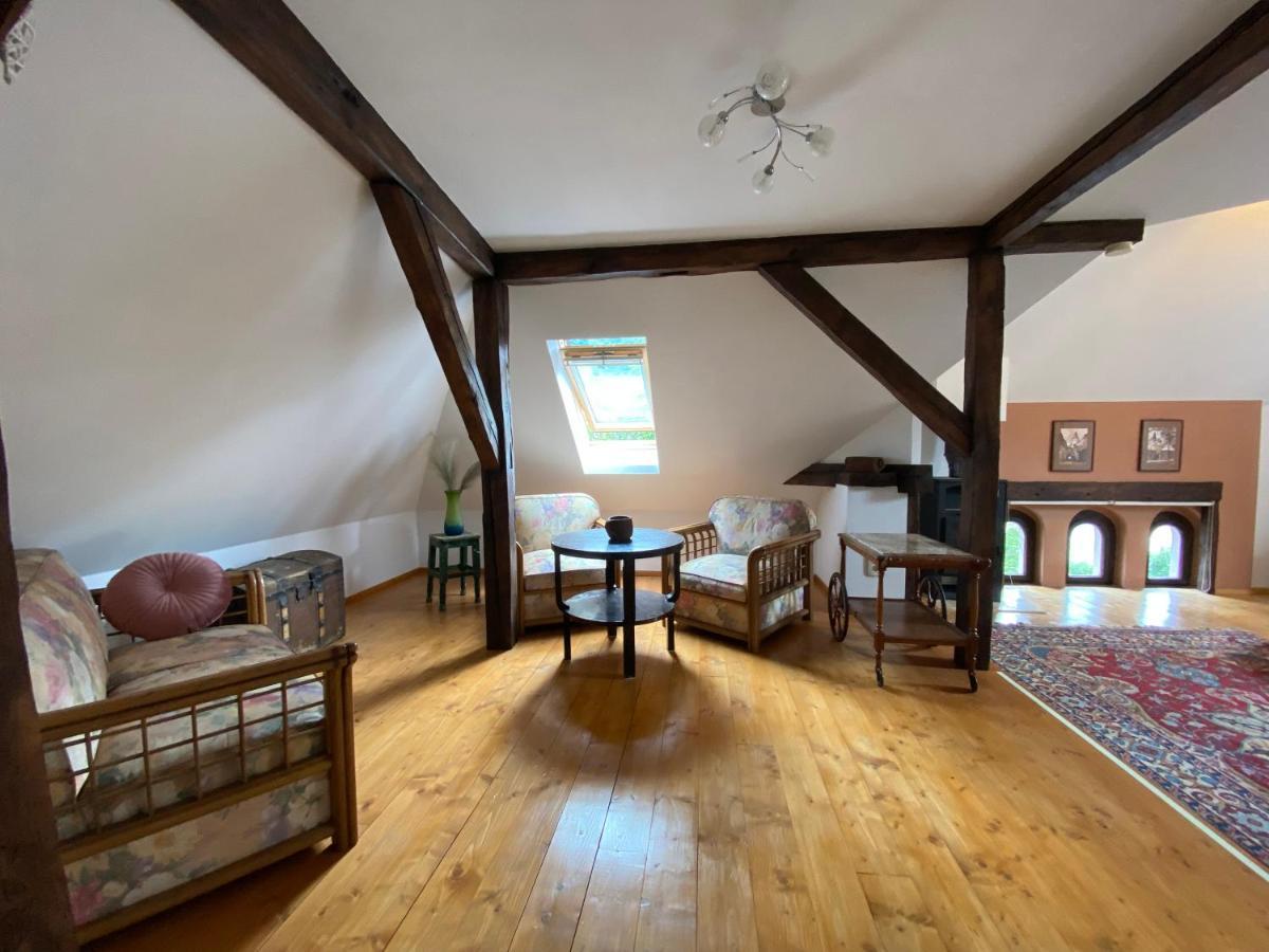 Rose'S Oldtown Apartment Brassó Kültér fotó