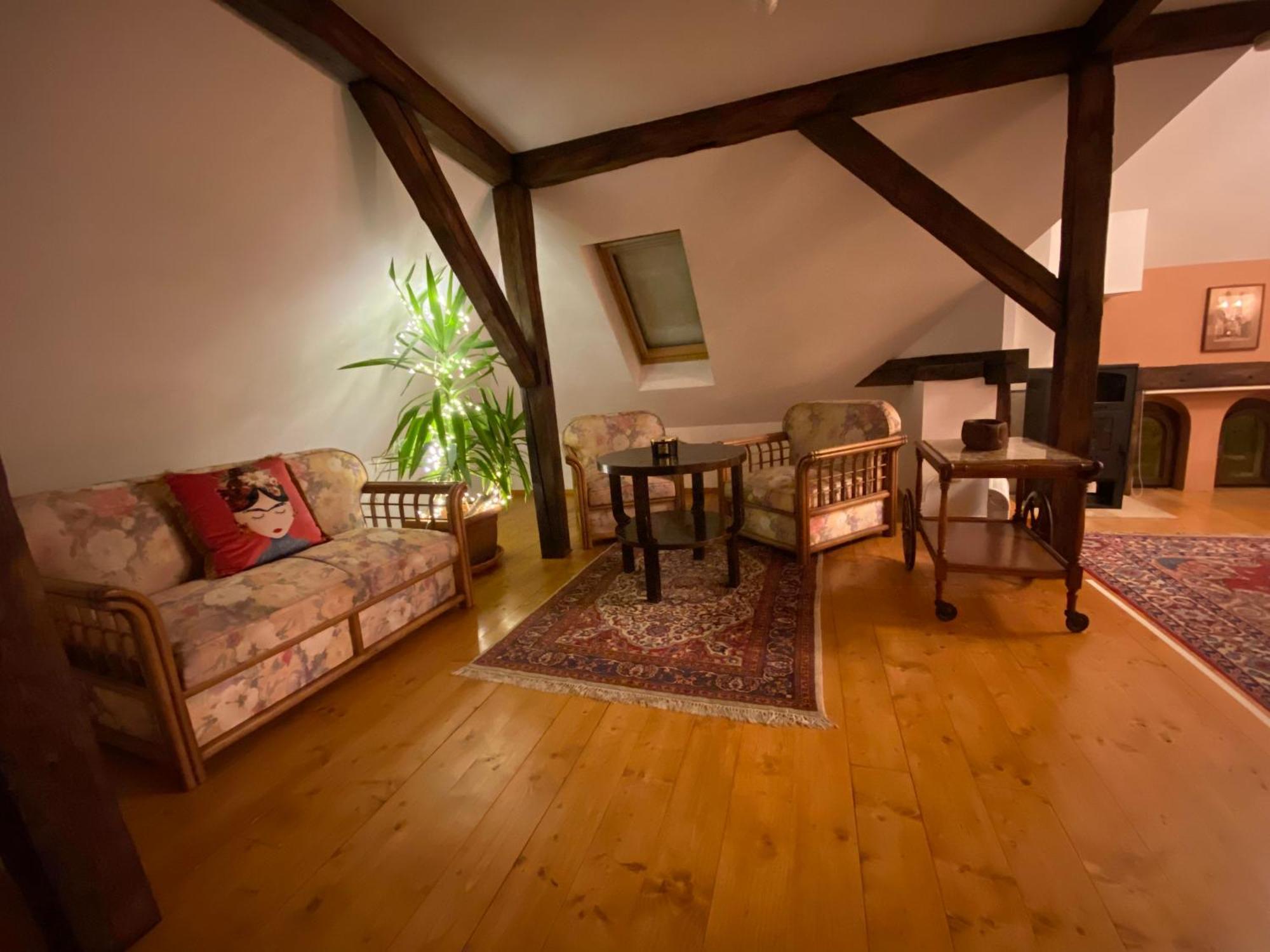 Rose'S Oldtown Apartment Brassó Kültér fotó