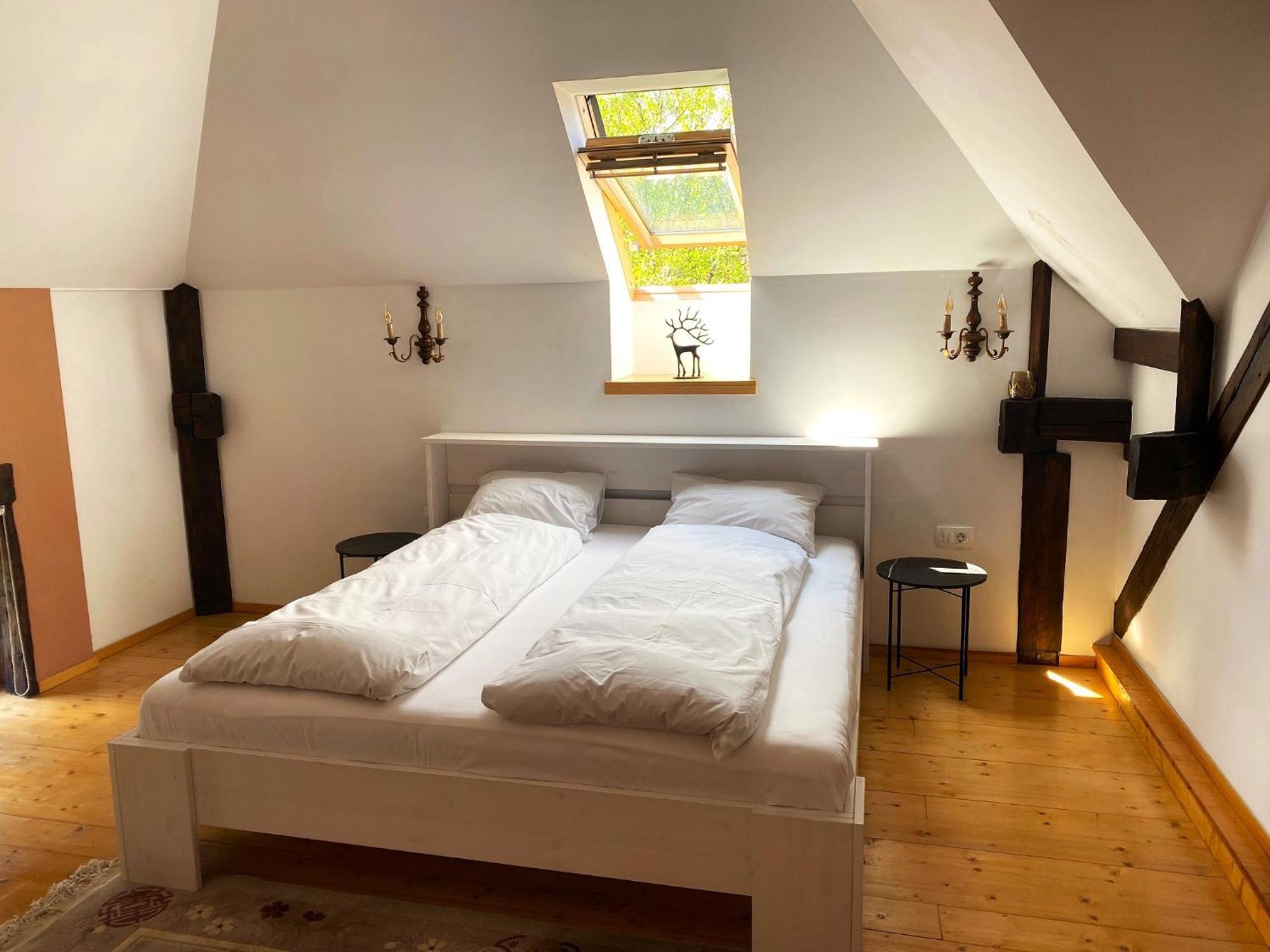 Rose'S Oldtown Apartment Brassó Kültér fotó
