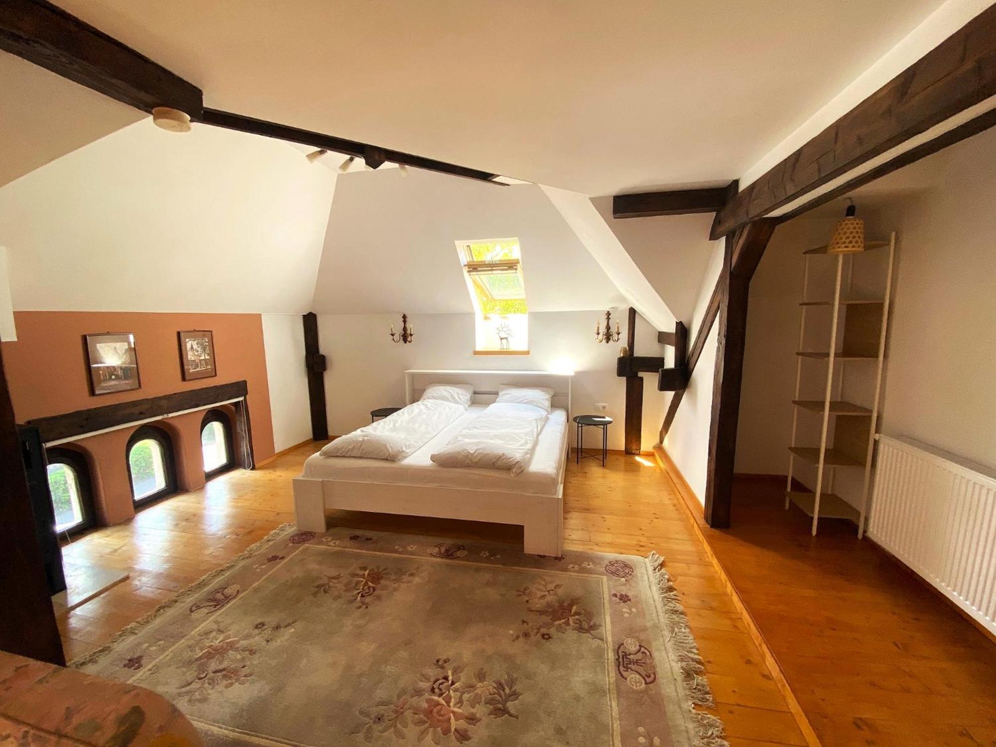 Rose'S Oldtown Apartment Brassó Kültér fotó